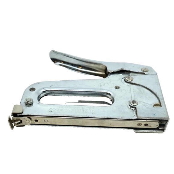 VINTAGE ARROW T 50 HEAVY DUTY STAPLE GUN MANUAL MADE IN USA - Picture 2 of 3